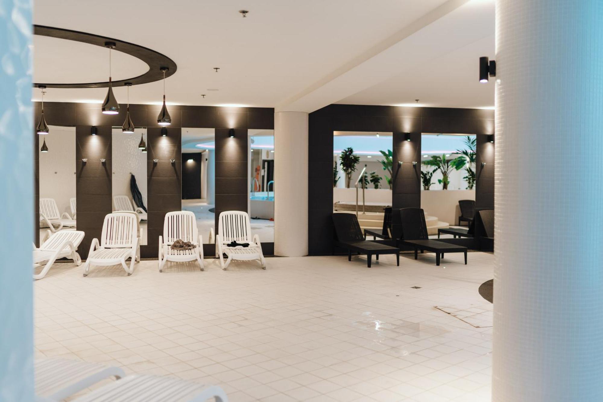 Hanza Tower Lux Sauna&Pool 슈체친 외부 사진